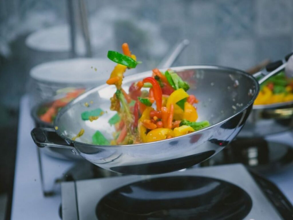 Qué wok comprar? Consejos para elegir un wok - Blog de Claudia&Julia